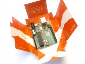 Arduino UNO Verpackung geöffnet